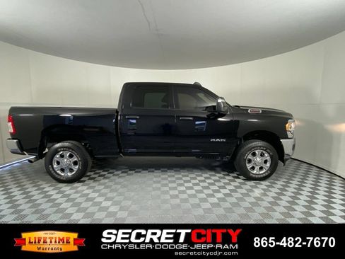 Used 2024 RAM 2500 Big Horn w/ Bed Utility Group AWD/4WD image 8