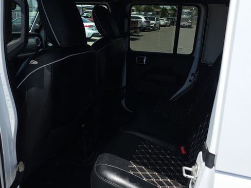 Used 2021 Jeep Wrangler Unlimited Sahara AWD/4WD image 23
