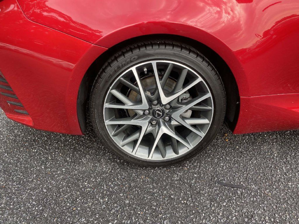 Used 2016 Lexus RC 200t RWD image 9