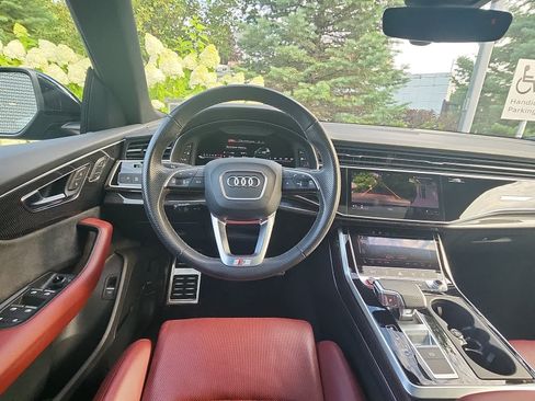 Used 2021 Audi SQ8 Premium Plus AWD/4WD image 17