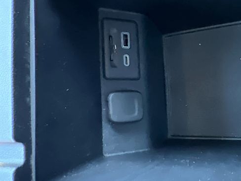 Used 2025 Chevrolet Blazer RS w/ Driver Confidence II Package image 31