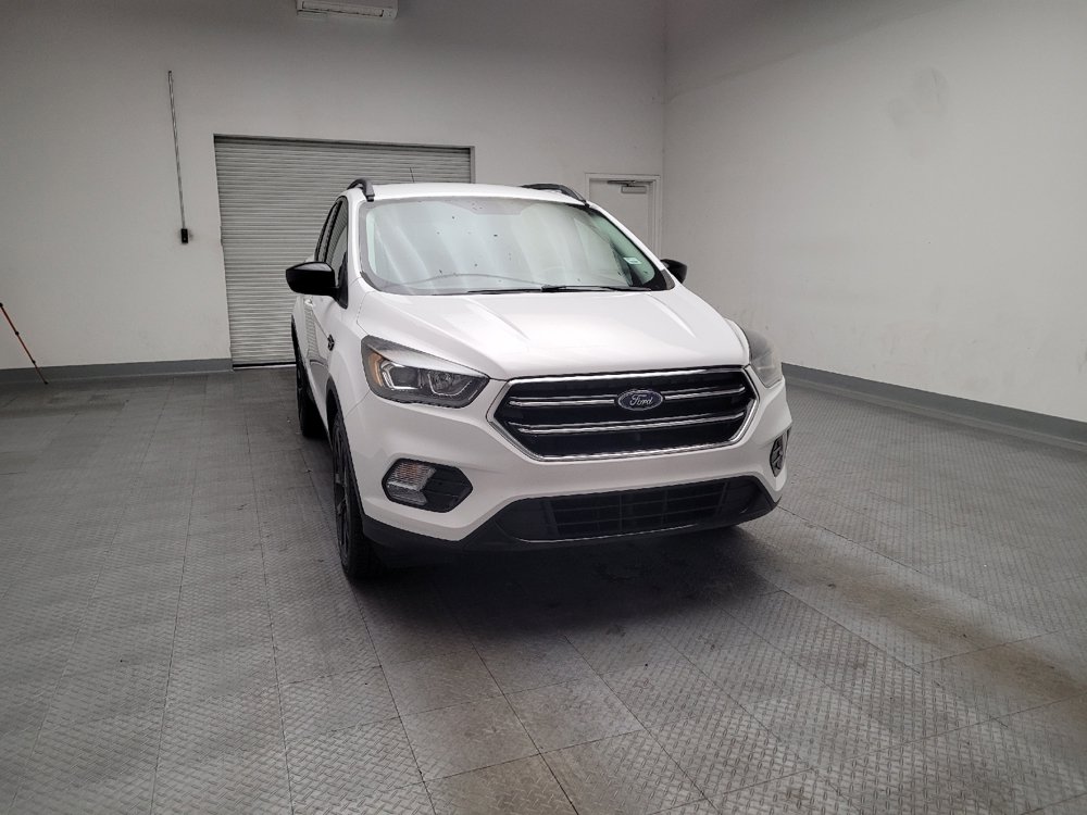 Used 2019 Ford Escape SE FWD image 14