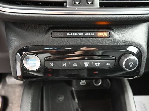 Used 2024 Ford Escape Platinum AWD/4WD image 21