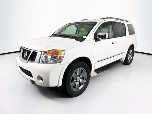 Used 2014 Nissan Armada Platinum image 3