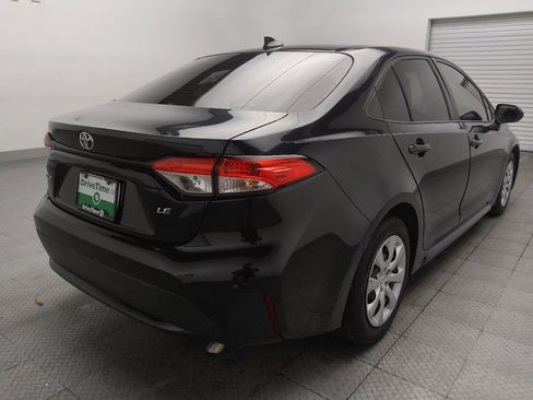 Used 2021 Toyota Corolla LE FWD image 9