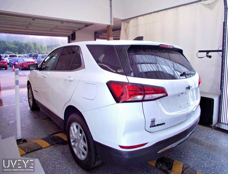 Used 2024 Chevrolet Equinox LT w/ LPO, Blackout Package AWD/4WD image 2
