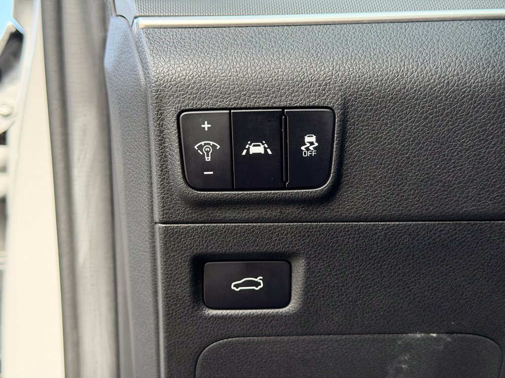 Used 2022 Kia K5 GT-Line w/ GT-Line Awd Premium Package image 21