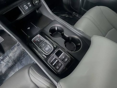 Used 2023 Honda Pilot EX-L image 25