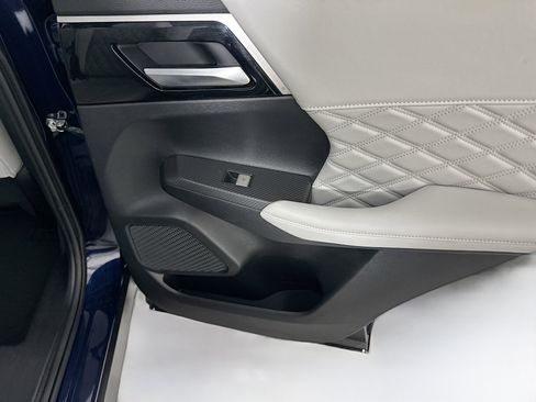 Used 2024 Mitsubishi Outlander SEL image 30