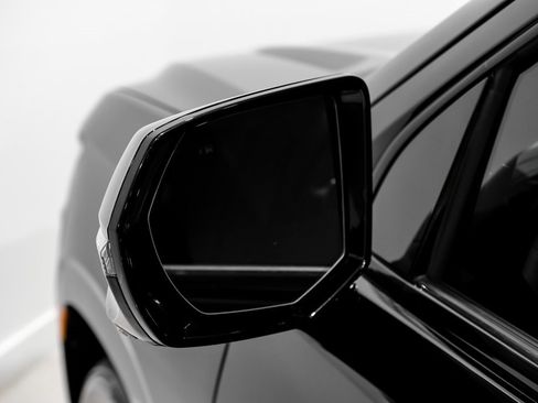 Used 2023 Cadillac Escalade ESV V image 32