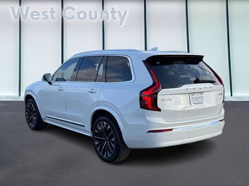 Certified 2025 Volvo XC90 B6 Plus image 7