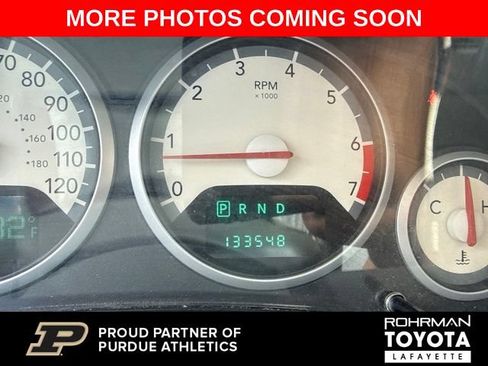Used 2010 Dodge Grand Caravan SXT FWD image 8