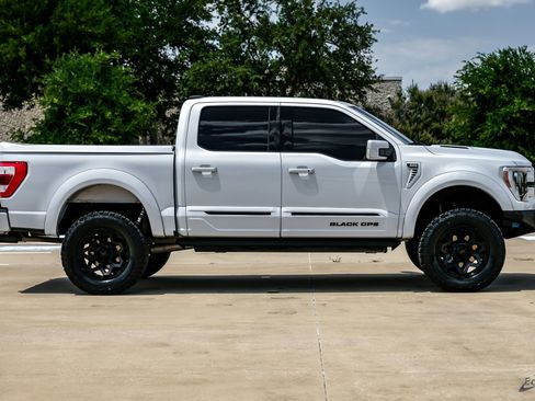 Used 2021 Ford F150 Lariat w/ Equipment Group 502A High AWD/4WD image 19