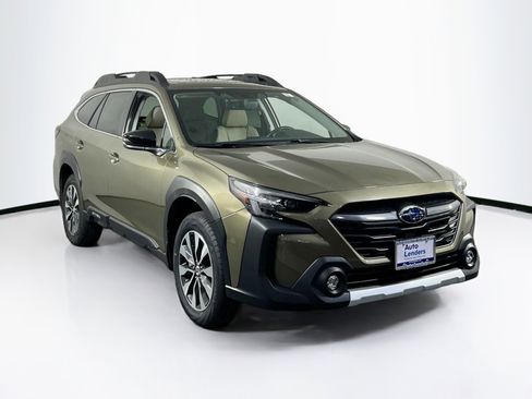 Used 2023 Subaru Outback Limited image 3