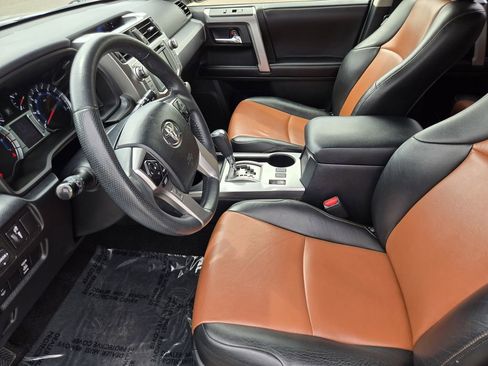 Used 2017 Toyota 4Runner 4WD image 13