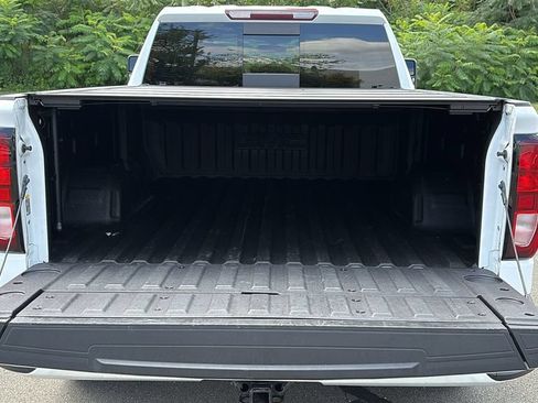Used 2021 GMC Sierra 1500 Elevation w/ Preferred Package AWD/4WD image 26