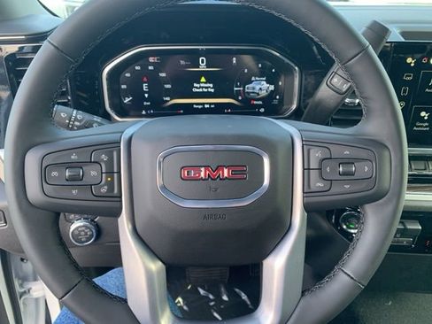 New 2026 GMC Sierra 1500 Elevation image 15