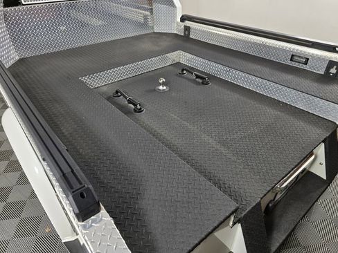 Used 2022 Ford F450 Platinum AWD/4WD image 17