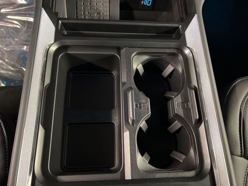 New 2026 Ford F250 Platinum image 15