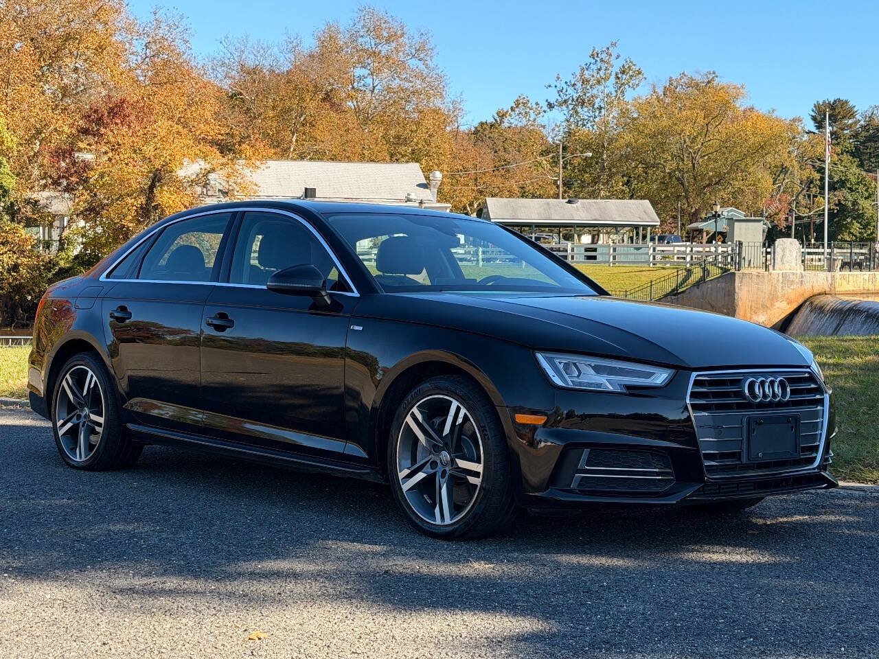 Used 2017 Audi A4 2.0T Premium Plus w/ Premium Plus Package AWD/4WD image 6
