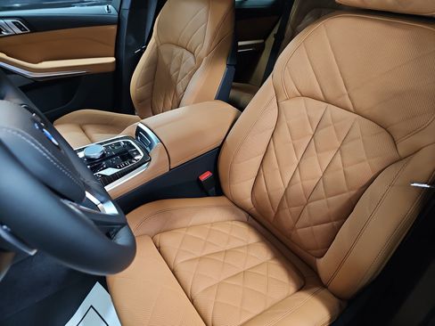 New 2026 BMW X5 xDrive50e AWD/4WD image 17