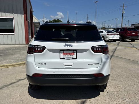 Used 2025 Jeep Compass Limited AWD/4WD image 6