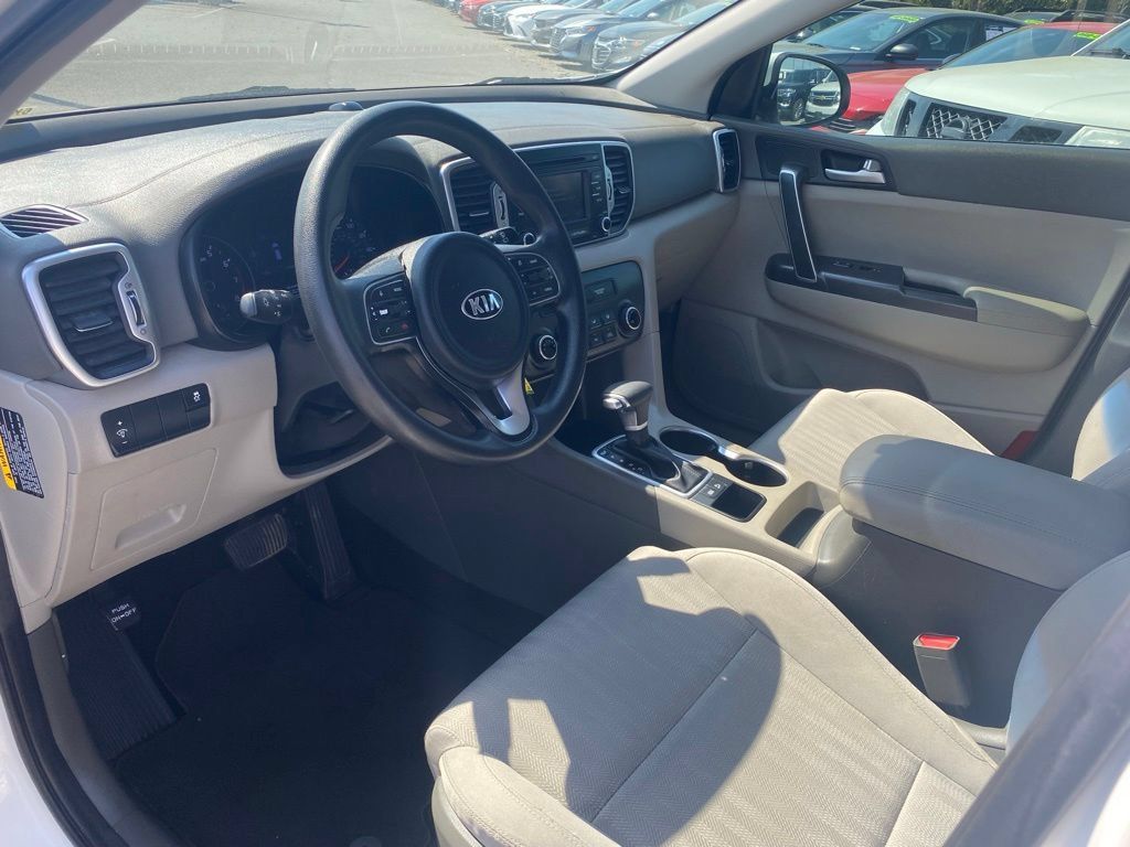 Used 2019 Kia Sportage LX FWD image 9
