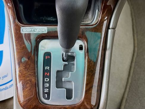 Used 2002 Subaru Outback Wagon image 19