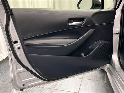 Used 2024 Toyota Corolla SE FWD image 9