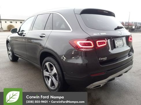 Used 2022 Mercedes-Benz GLC 300 4MATIC image 5