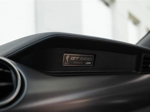 Used 2020 Ford Mustang Shelby GT500 w/ Technology Package image 32