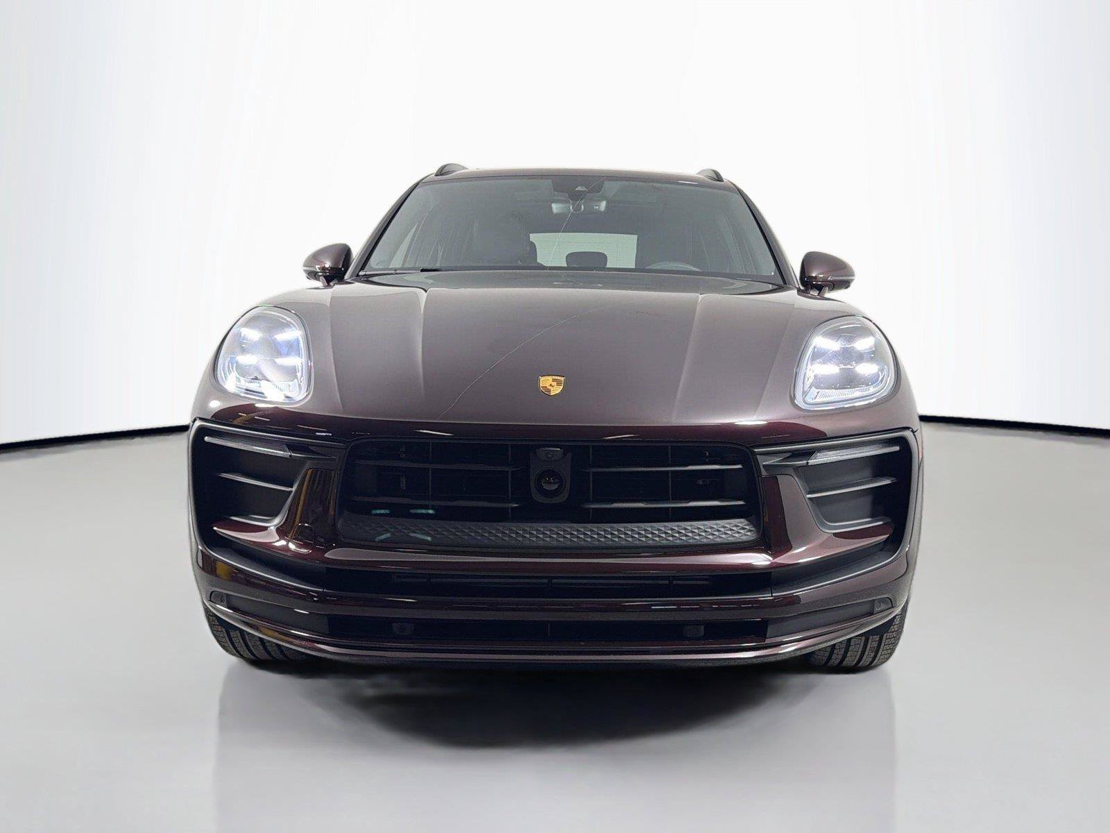 Used 2026 Porsche Macan Turbo AWD/4WD image 10