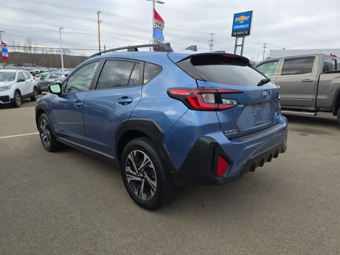 Used 2024 Subaru Crosstrek 2.0i Premium image 9