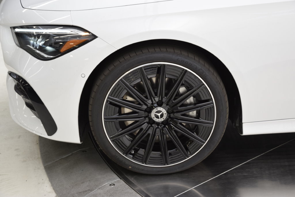 New 2026 Mercedes-Benz CLE 450 4MATIC Coupe image 12