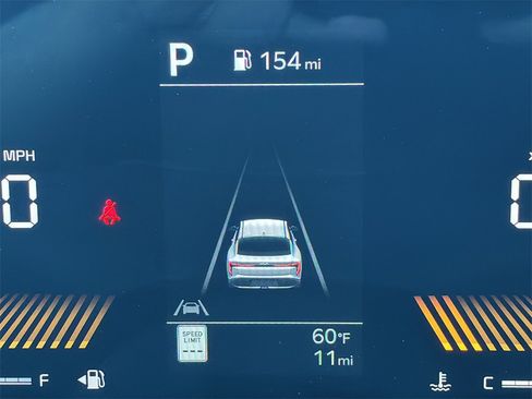 New 2025 Kia K4 LXS image 25