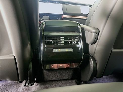 New 2025 Land Rover Range Rover Sport Dynamic SE image 24