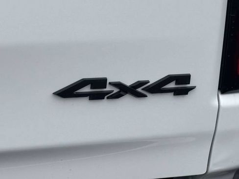 New 2026 RAM 1500 Express AWD/4WD image 31