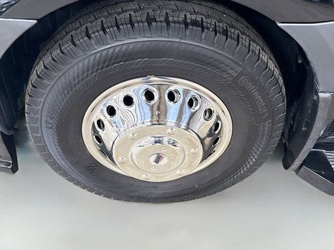 Used 2022 Mercedes-Benz Sprinter 3500 image 32