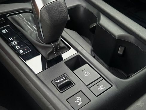 Used 2026 Nissan Sentra SV w/ Floor Mat Package FWD image 25