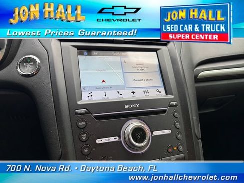 Used 2017 Ford Fusion Titanium FWD image 20