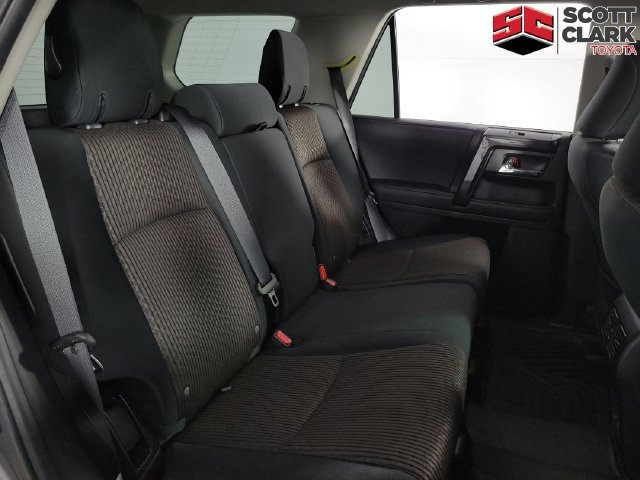 Used 2020 Toyota 4Runner TRD Off-Road AWD/4WD image 15