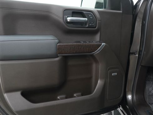 Used 2019 GMC Sierra 1500 Denali w/ Denali Ultimate Package AWD/4WD image 19