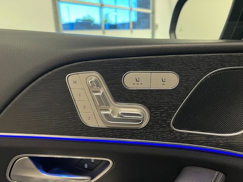 Used 2025 Mercedes-Benz GLE 350 4MATIC image 27