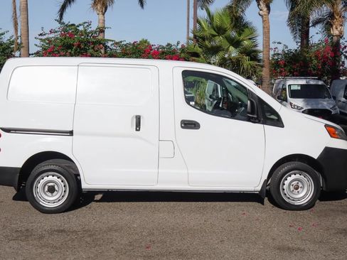 Used 2017 Nissan NV200 S FWD image 12