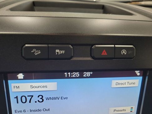 Used 2018 Ford F150 XLT w/ Equipment Group 302A Luxury image 46