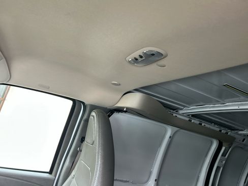 Used 2023 GMC Savana 2500 w/ Driver Convenience Package image 21