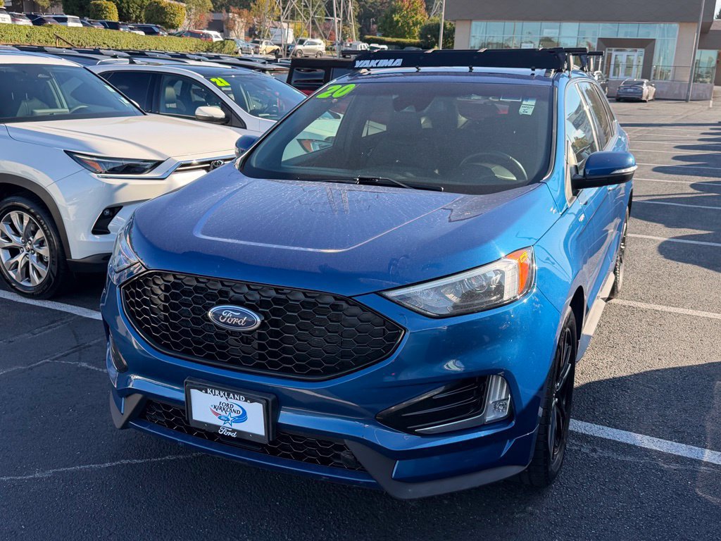 Used 2020 Ford Edge ST-Line w/ Cold Weather Package AWD/4WD image 4