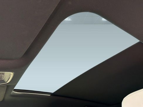 Used 2024 Cadillac Lyriq Sport RWD image 14