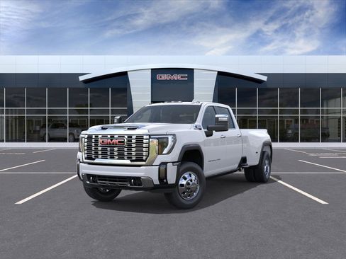 New 2026 GMC Sierra 3500 Denali w/ Denali Reserve Package image 8