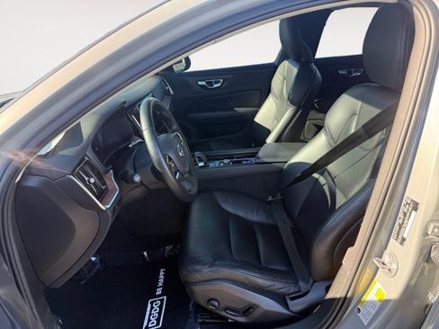 Used 2024 Volvo S60 B5 Plus image 10